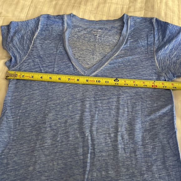 J. Crew blue 100% linen v neck t-shirt size small NWOT - Picture 6 of 7